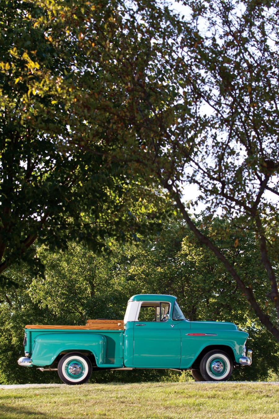  Chevrolet 3100 Half-Ton Pickup Truck 1957 года  (фото 2 из 21)